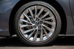 Lexus ES250 2018 года (WW)